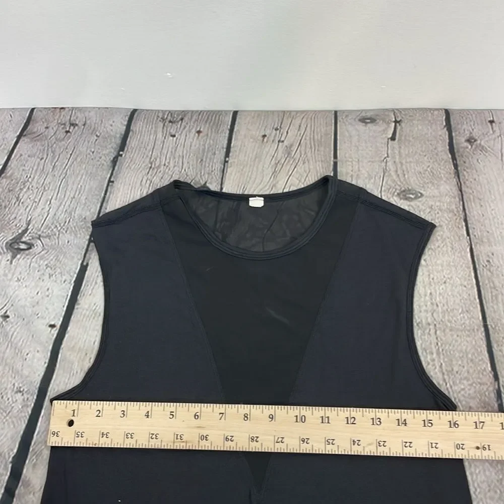 Lululemon Lab Edge Tee Sleeveless Tank Top Black Knit Mesh 